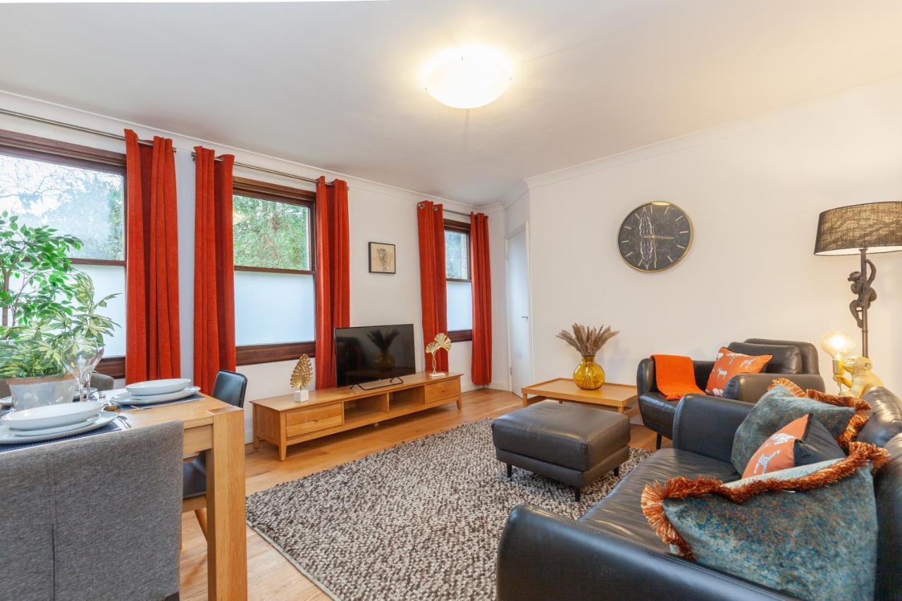 Vibrant & Bright City Centre Apartment! Оксфорд Екстер'єр фото